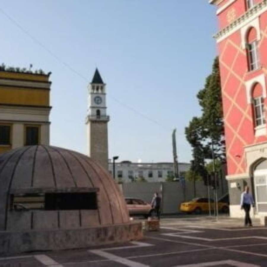 Walking tour Tirana Walking Tour Tirana